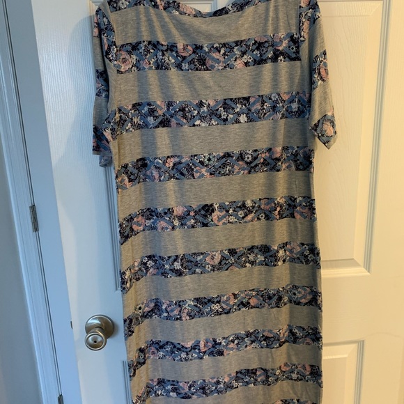 Lularoe Julia dress - Picture 3 of 4